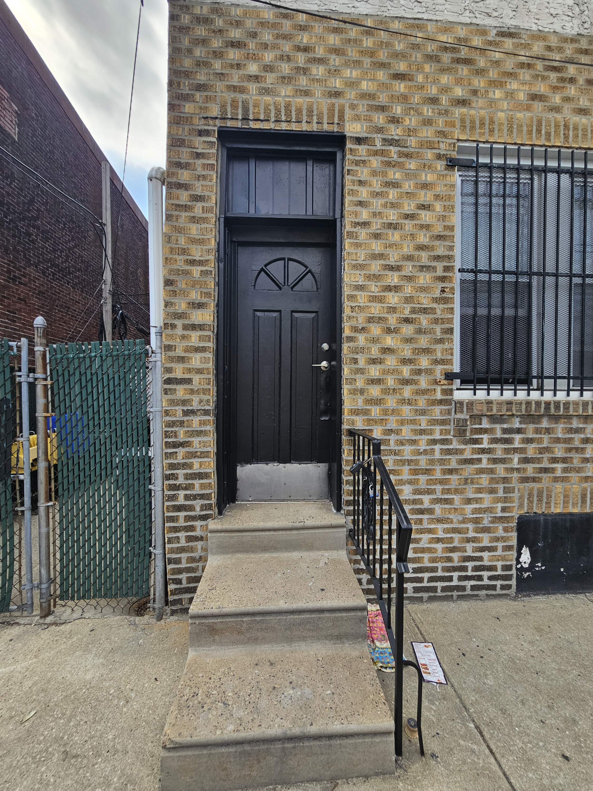 752 East Tioga Street